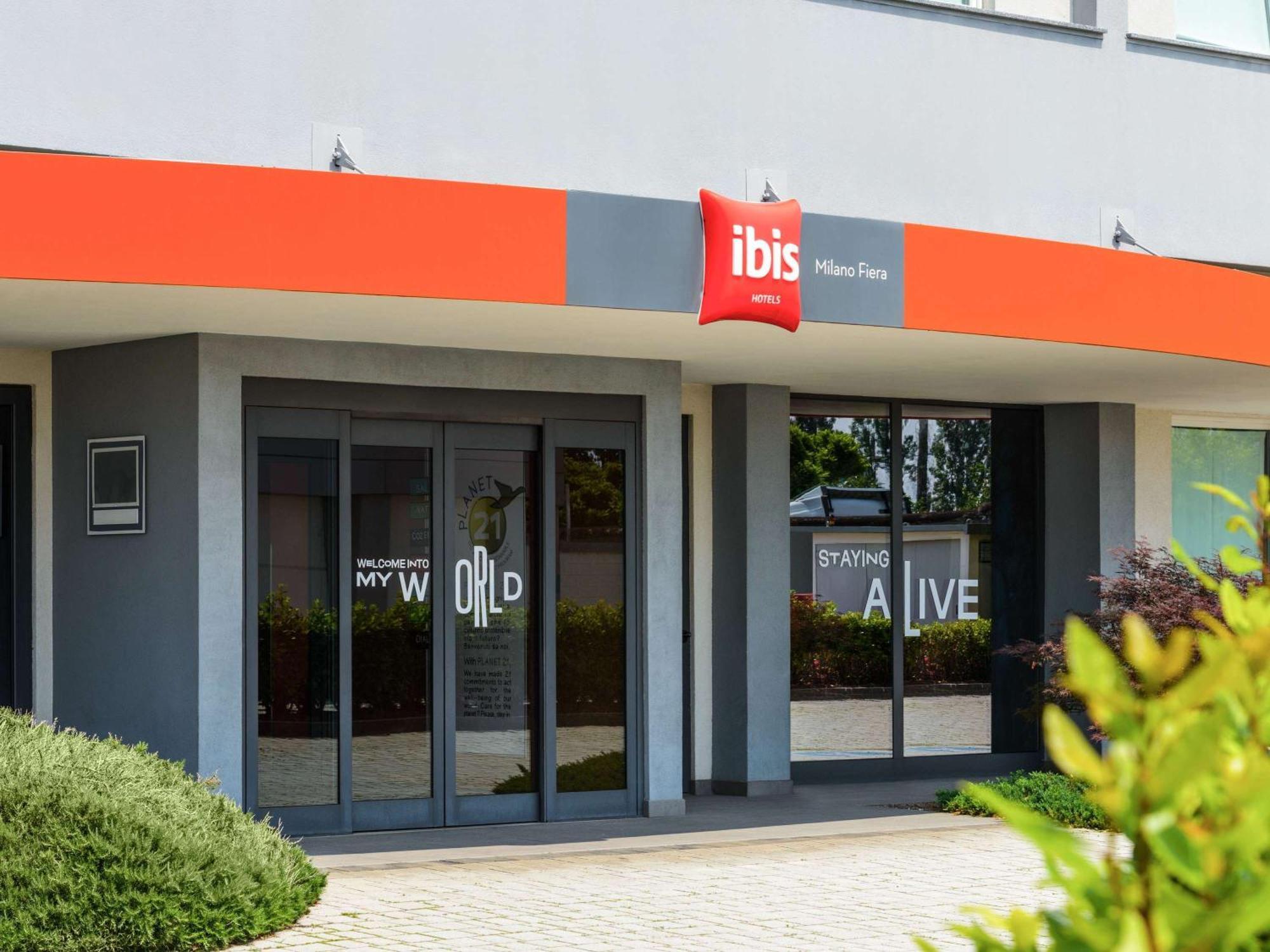מלון לאינטה Ibis Milano Fiera מראה חיצוני תמונה