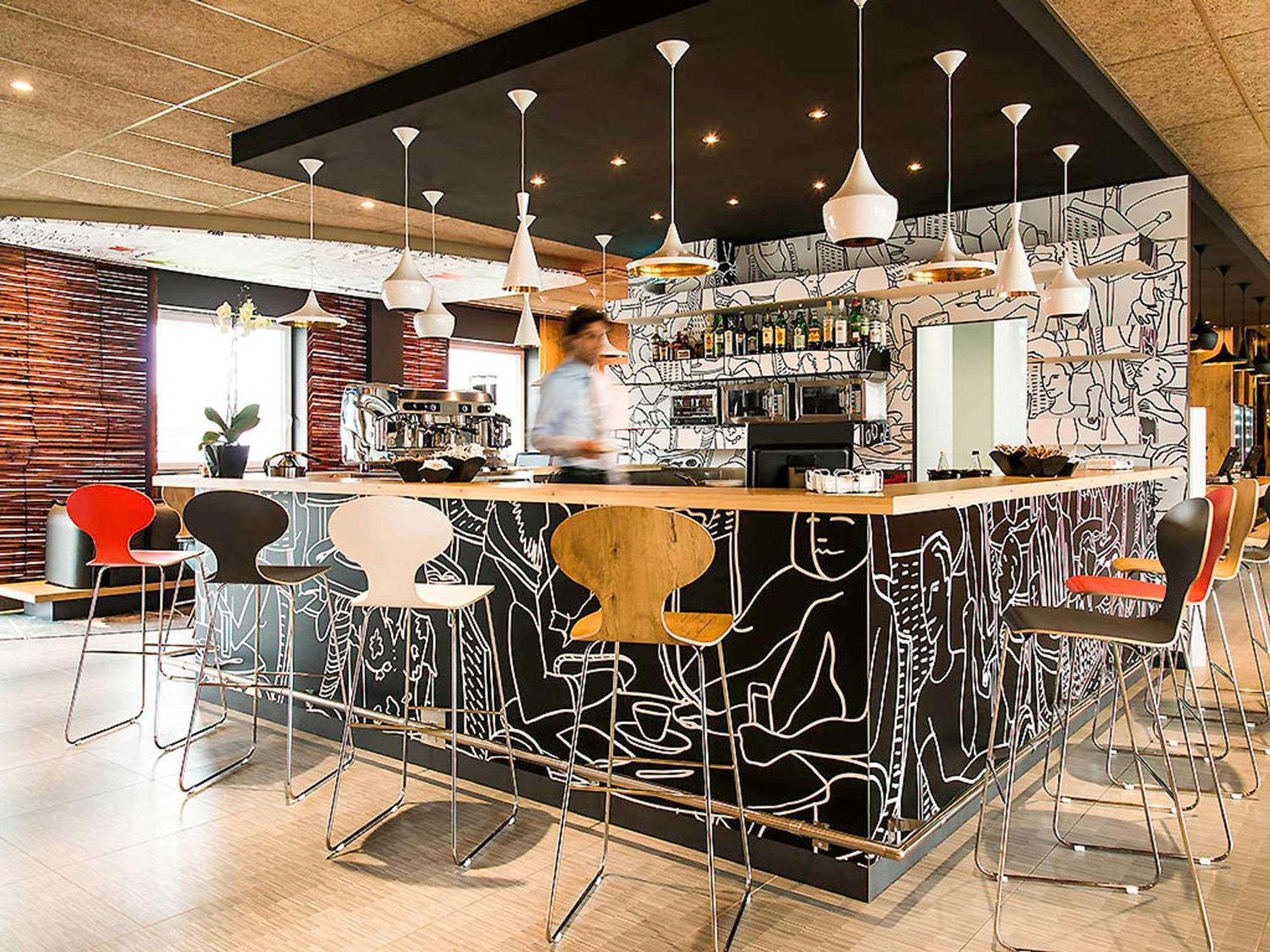 מלון לאינטה Ibis Milano Fiera מראה חיצוני תמונה